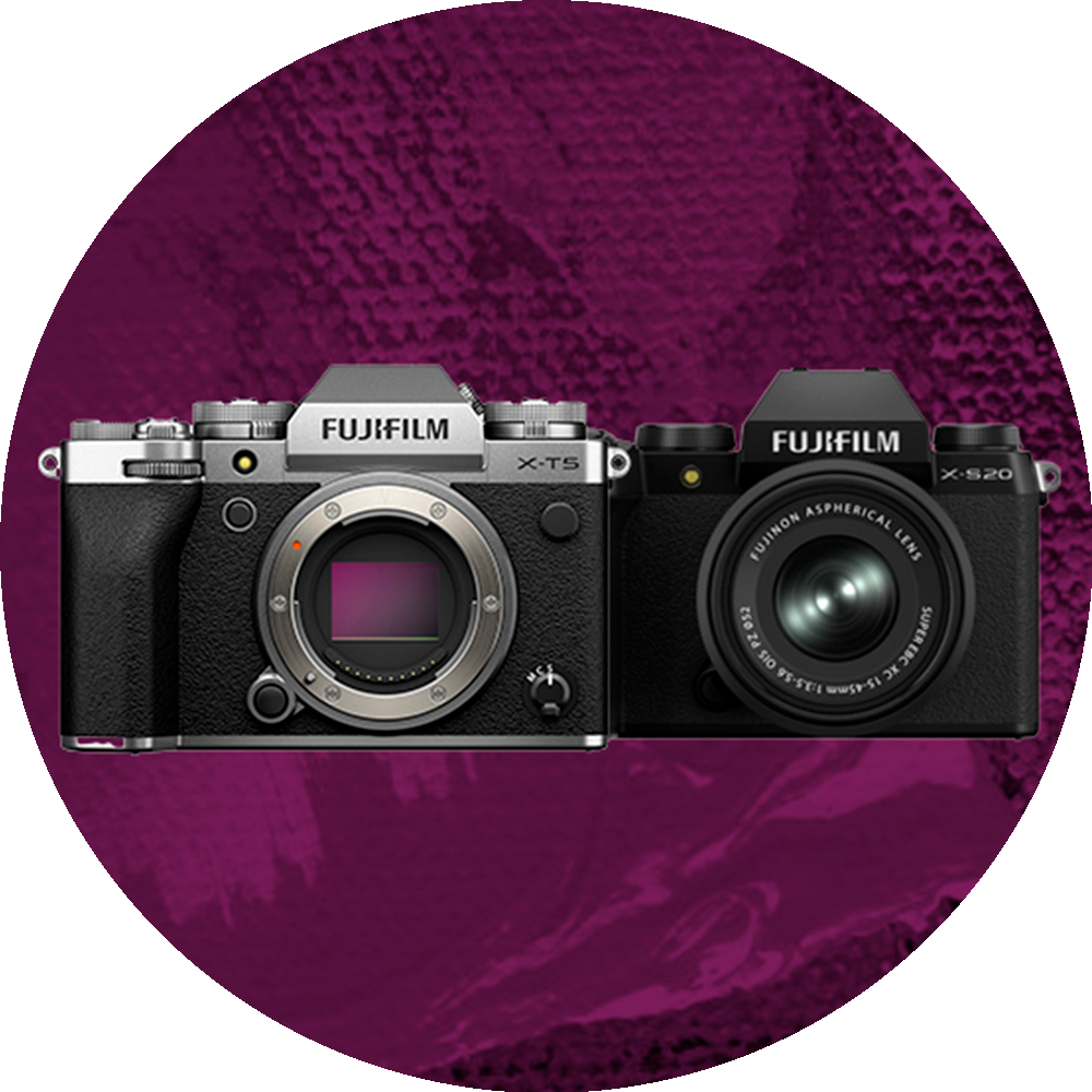 Fujifilm X-S20 + XF 16-80/4 OIS WR -systemkamera, svart