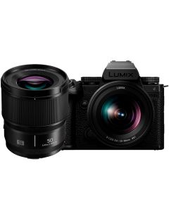 Panasonic Lumix S5 IIX + S 20-60mm + S 50mm f/1.8 -systemkamera