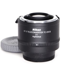 NIKON TELECONVERTISSEUR TC-20E III