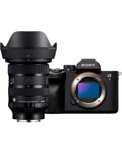 Sony A7 Mark IV + Sigma 24-70/2.8 A DG DN II -systemkamera