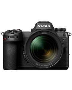 Nikon Z6 III + Z 24-70/4 S -systemkamera