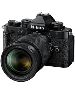 Nikon Z f + Z 24-70/4 S -systemkamera, svart