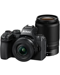Nikon Z50 II + Z DX 16-50mm VR + Z DX 50-250mm VR -systemkamera