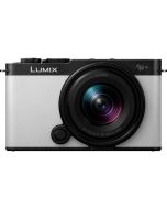 Panasonic Lumix S9 + S 18-40/4.5-6.3 -systemkamera, Smokey White