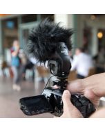 Rode Dead Kitten Furry Windshield Vindpäls